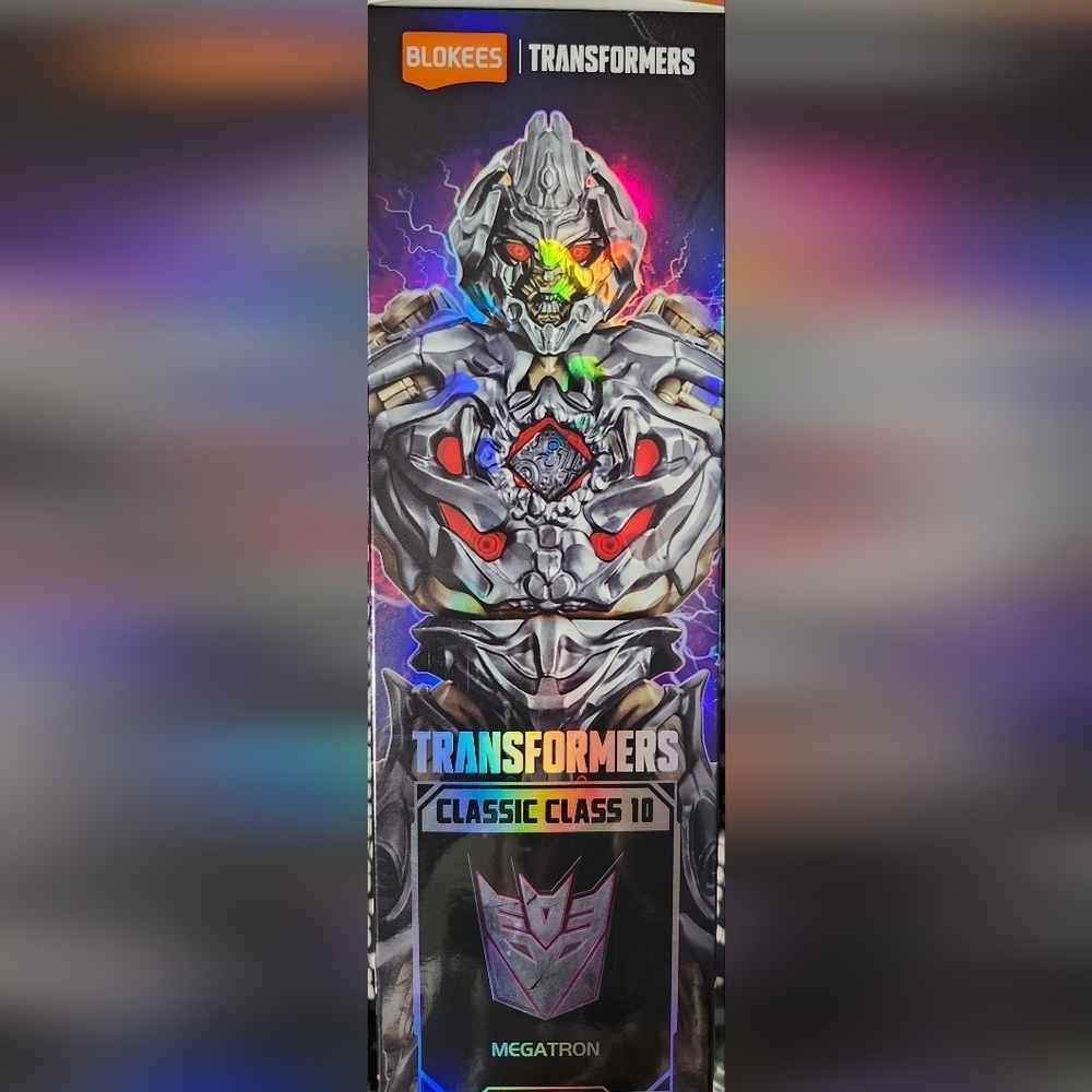 Transformers Classic Class Megatron Model Kit - Picture 3 of 3